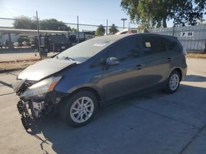 Toyota Prius 1.8L 4 2013