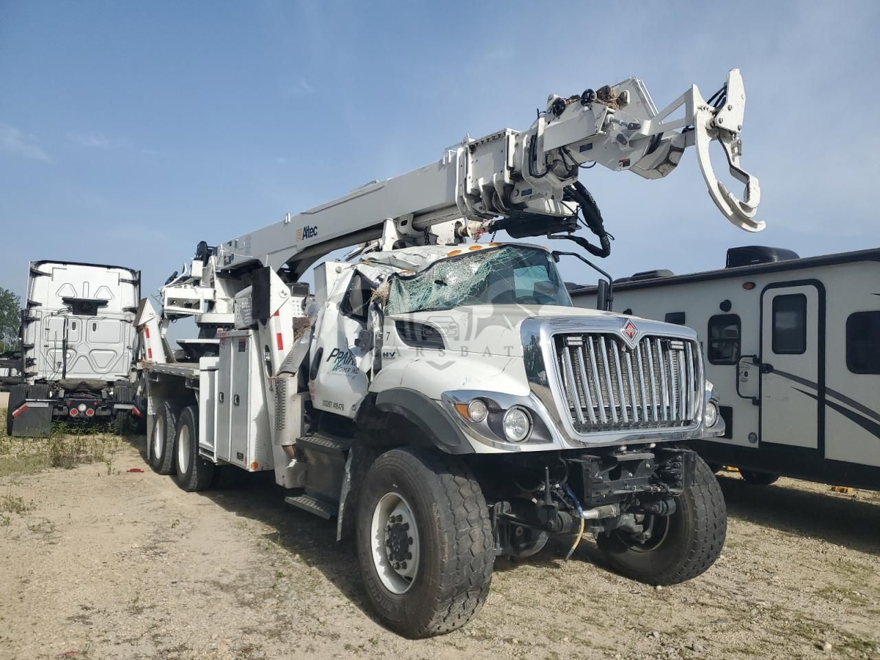 International MV Series 8.9L 6 2023
