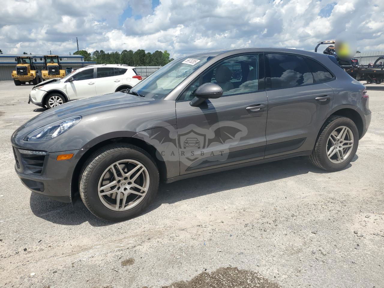 Porsche Macan 2.0L  4 2018