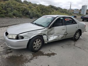 Toyota Camry LE 3.0L 6 2000