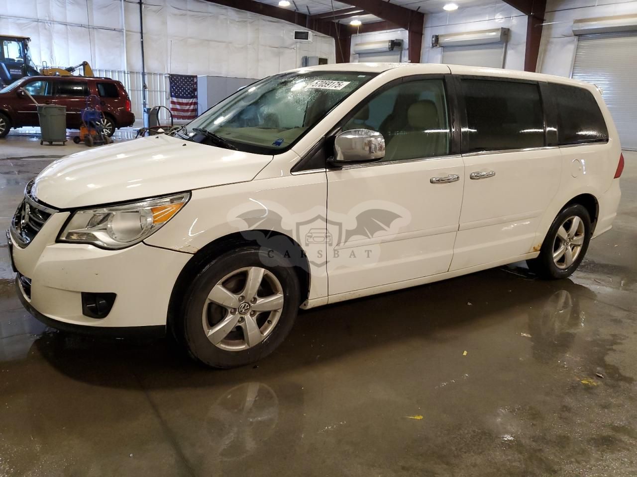 Volkswagen Routan SE 3.8L 6 2010
