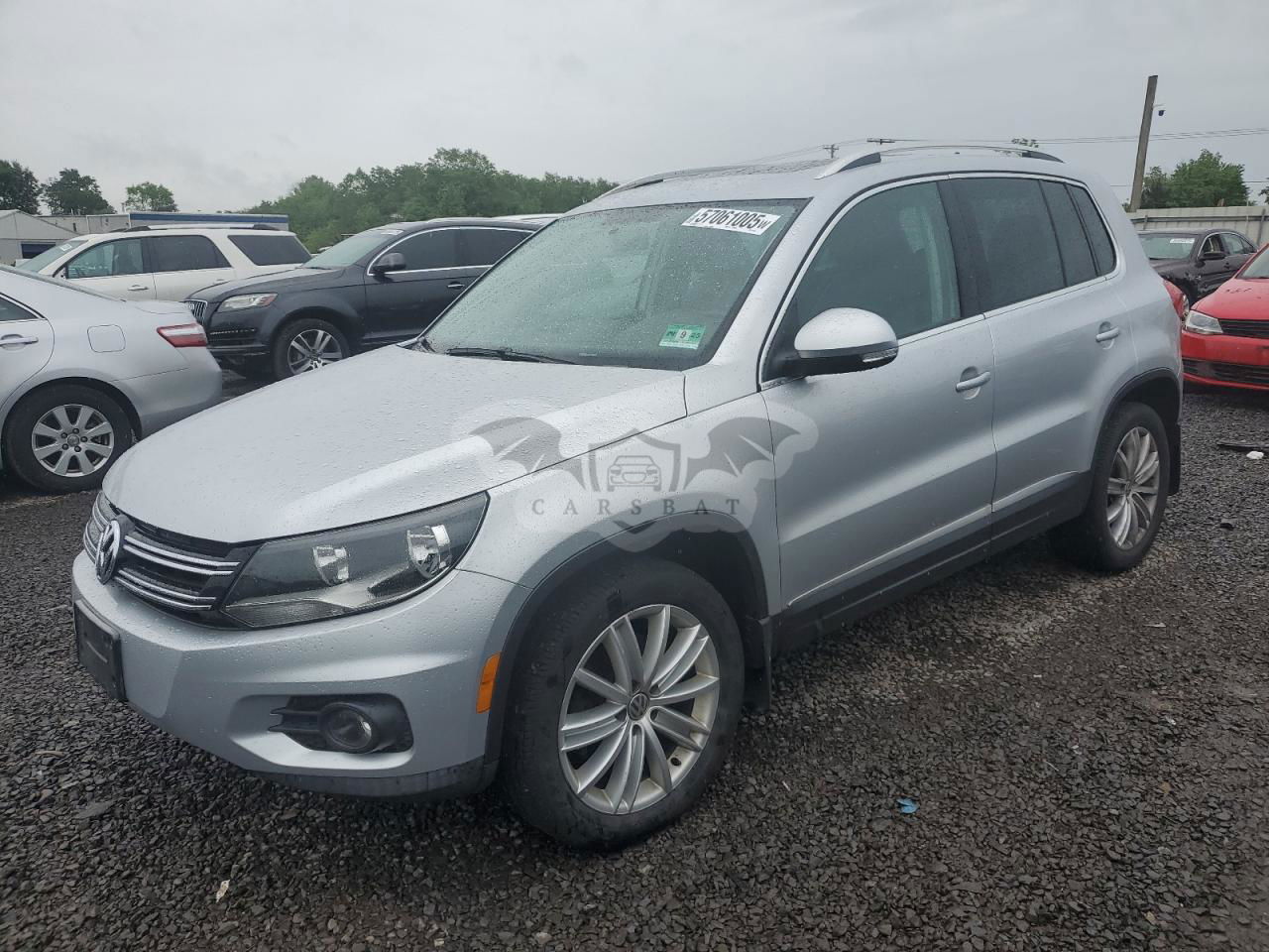 Volkswagen Tiguan S 2.0L  4 2013