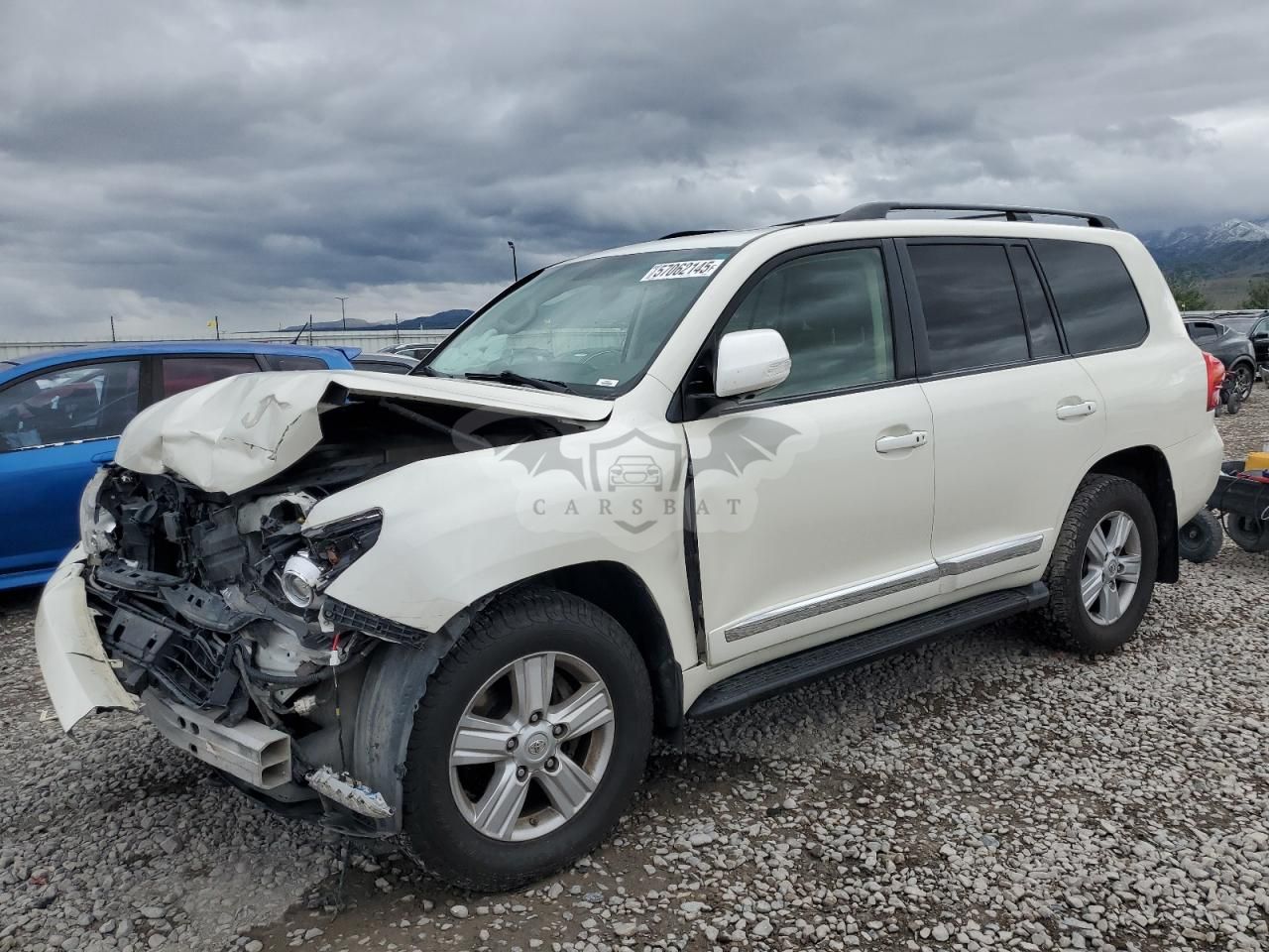 Toyota Land Cruiser 5.7L 8 2014