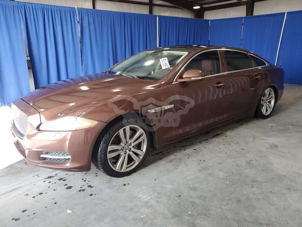 Jaguar XJ 5.0L 8 2011