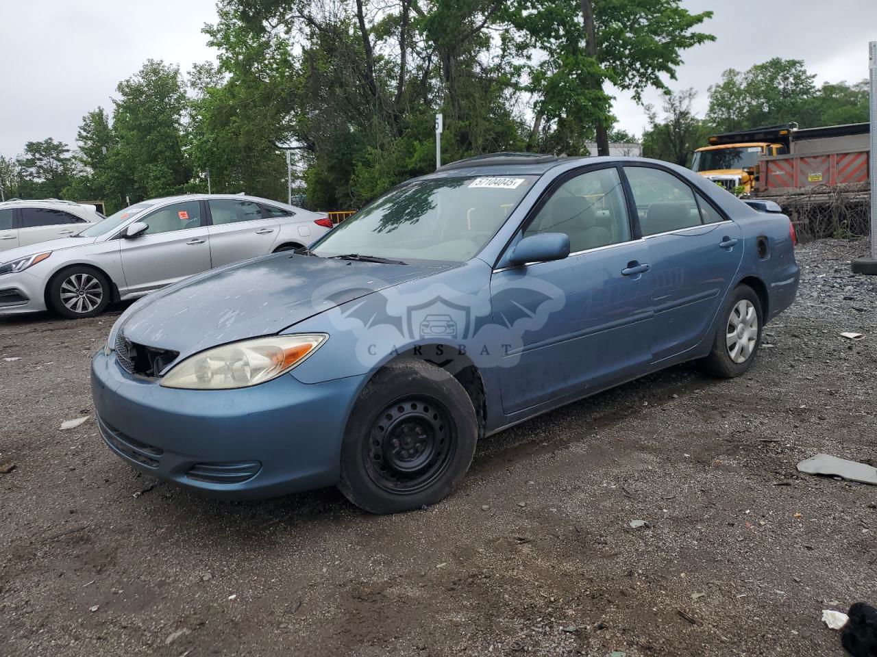 Toyota Camry LE 2.4L  4 2002