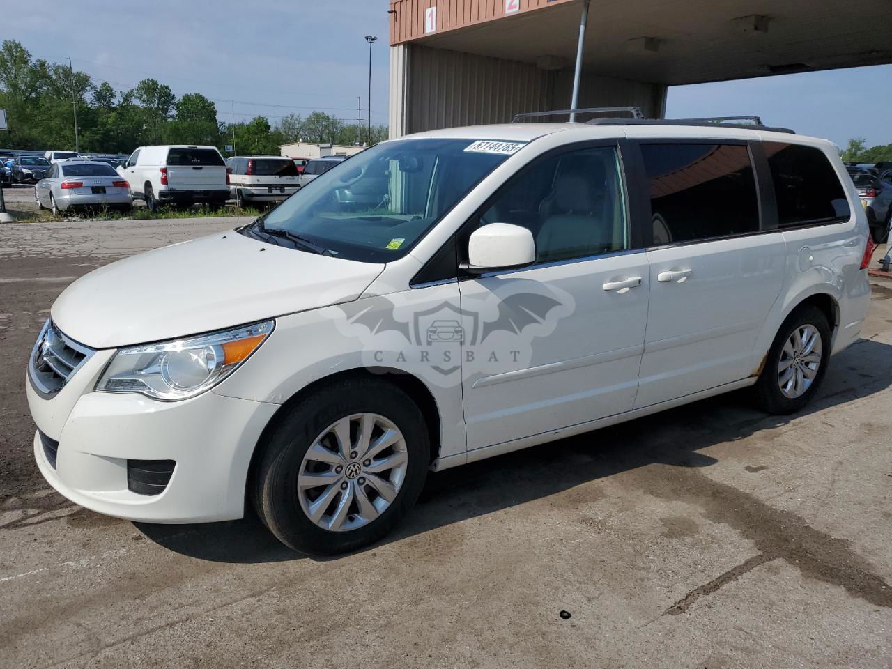Volkswagen Routan SE 3.6L  6 2012