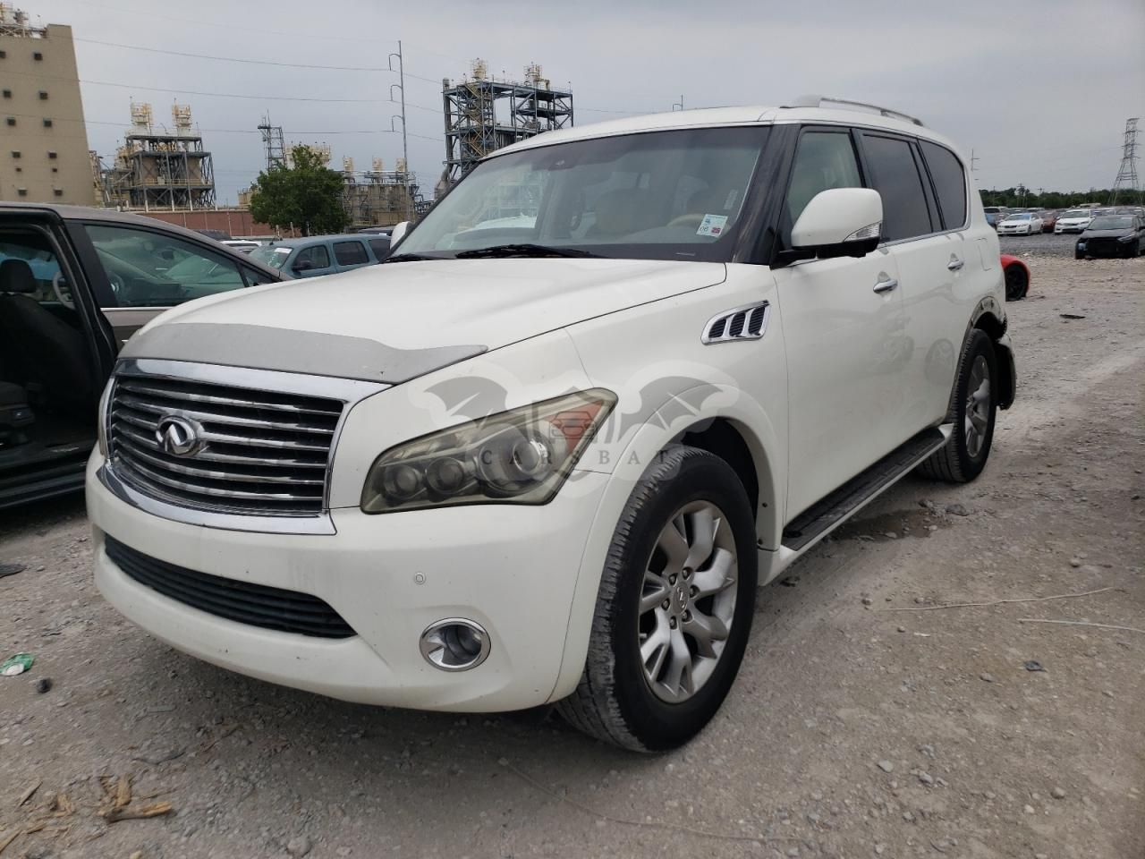 Infiniti QX56 5.6L 8 2013