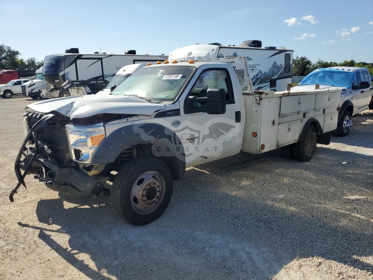 Ford F550 SUPER DUTY 6.7L 8 2013