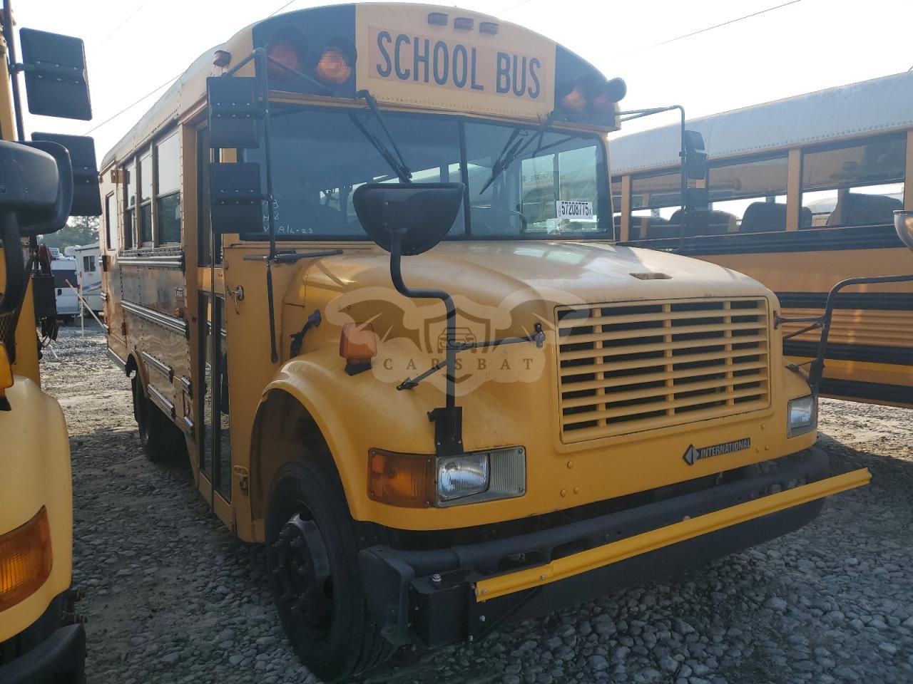 International 3000 3800 8 2002