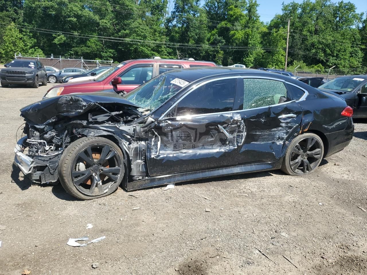 Infiniti M37 X 3.7L 6 2013
