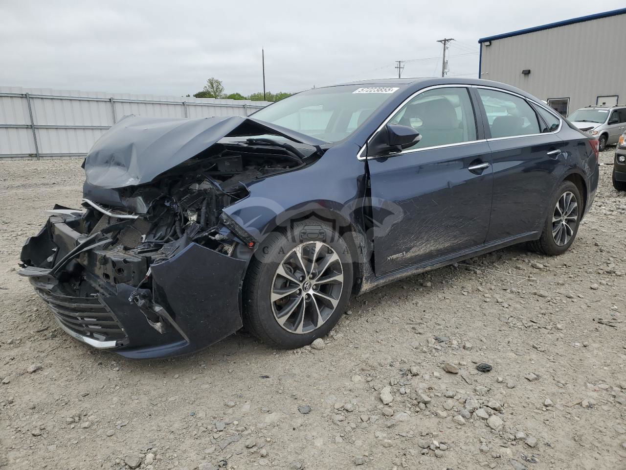 Toyota Avalon HYBRID 2.5L  4 2016