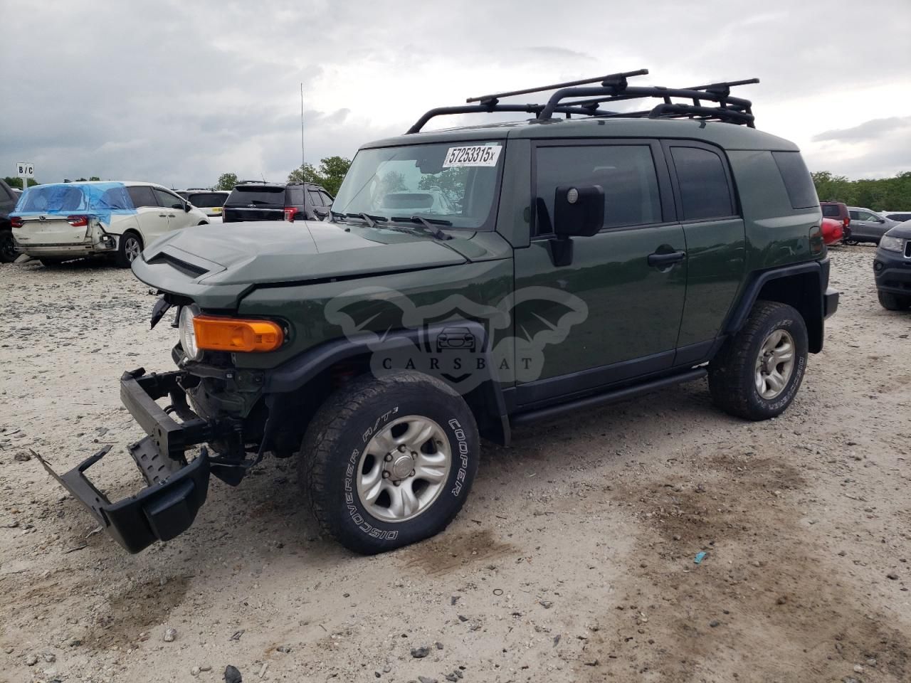 Toyota FJ Cruiser 4.0L 6 2011