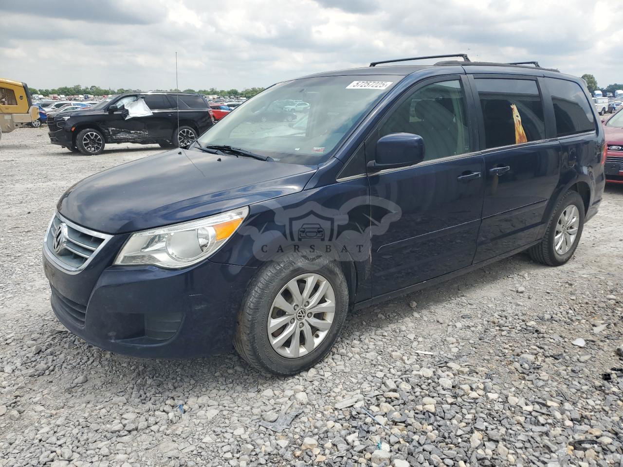 Volkswagen Routan SE 3.6L  6 2012