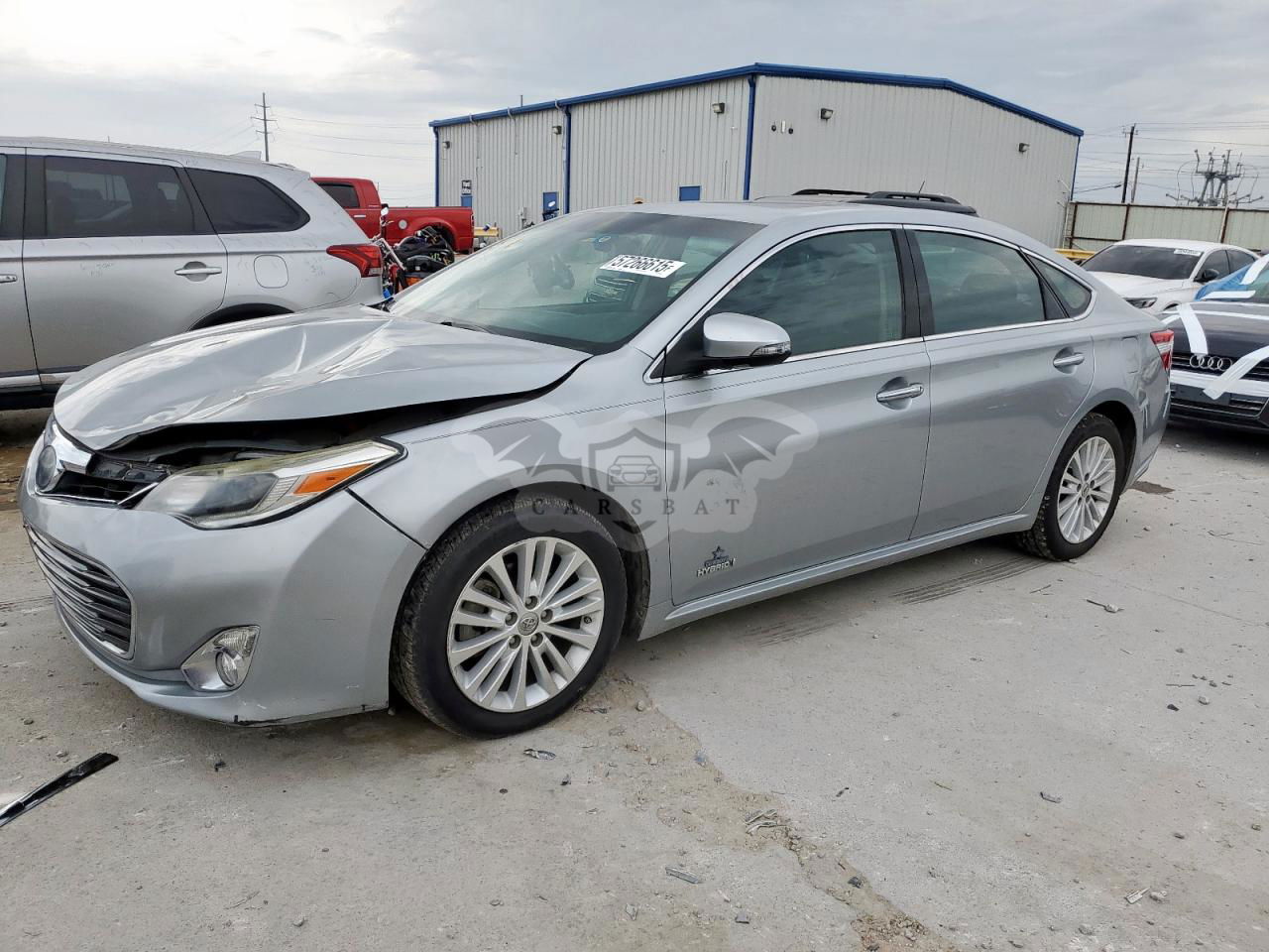 Toyota Avalon HYBRID 2.5L  4 2015