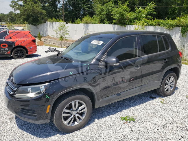 Volkswagen Tiguan S 2.0L  4 2013