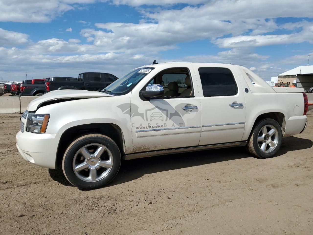 Chevrolet Avalanche LTZ 5.3L 8 2013