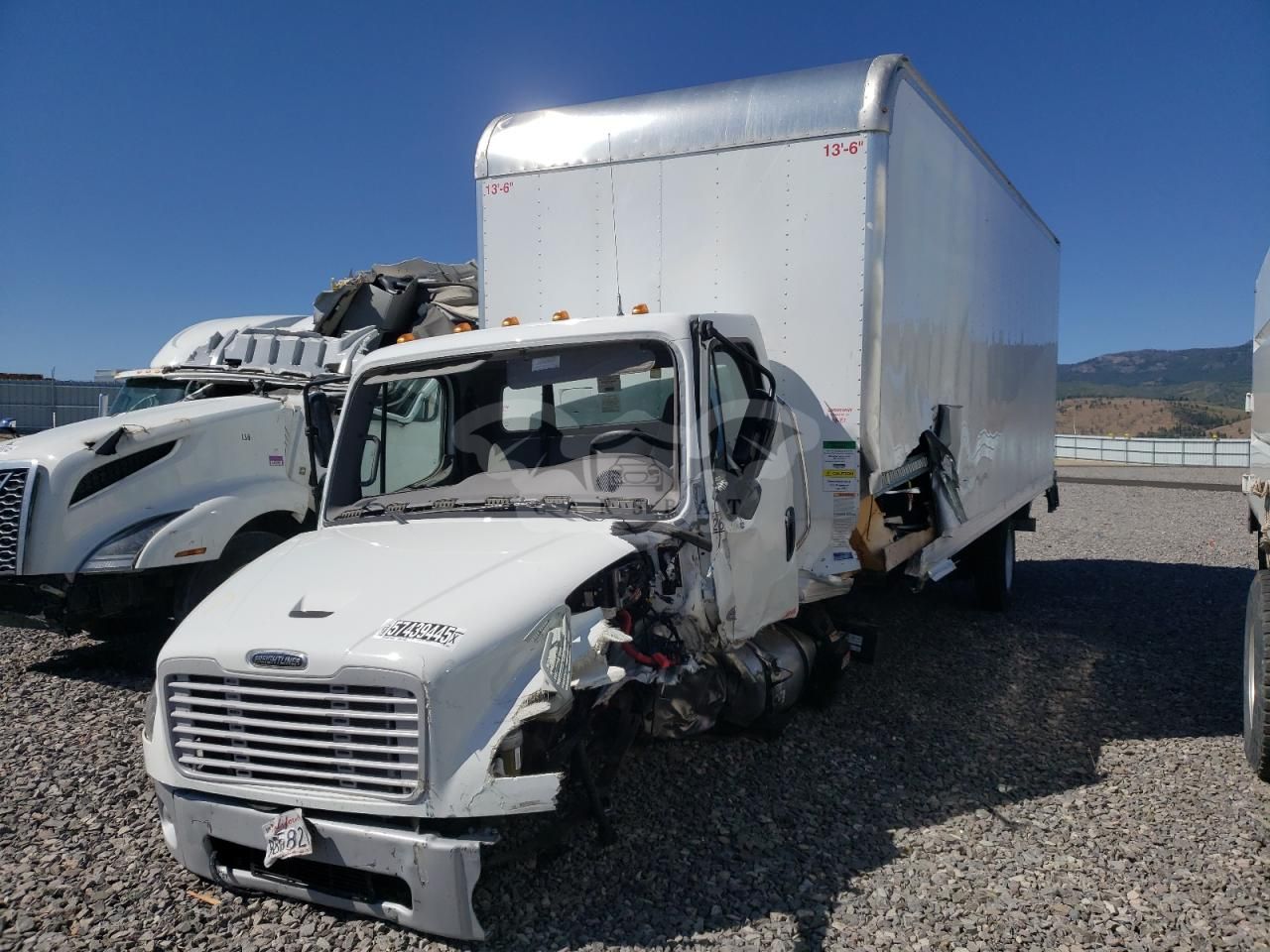 Freightliner Business Class M2 106 MEDIUM DUTY 6.7L 6 2024