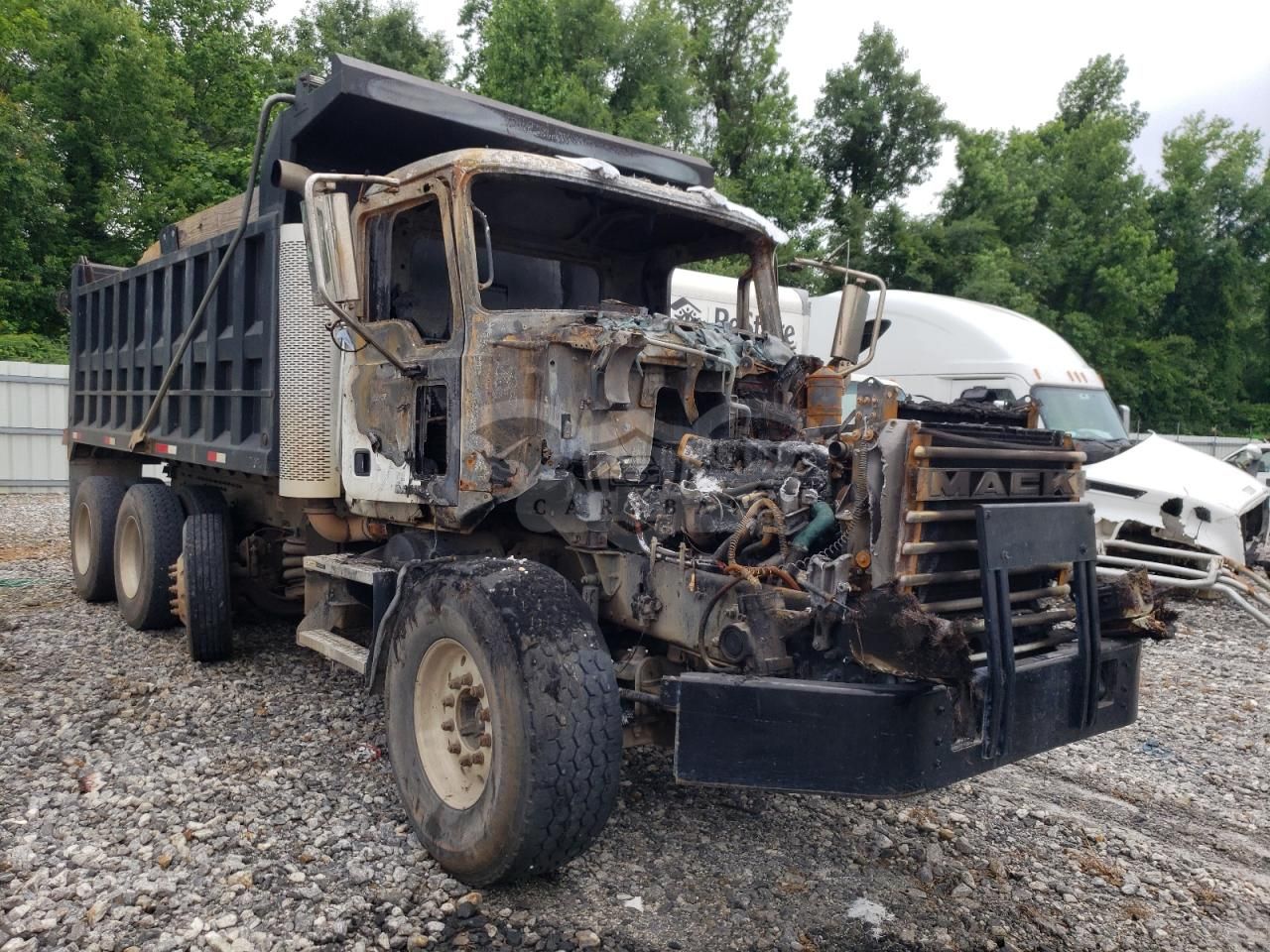 Mack 800 GU800 10.8L 6 2010