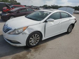 Hyundai Sonata SE 2.0L 4 2014