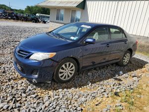 Toyota Corolla BASE 1.8L 4 2013
