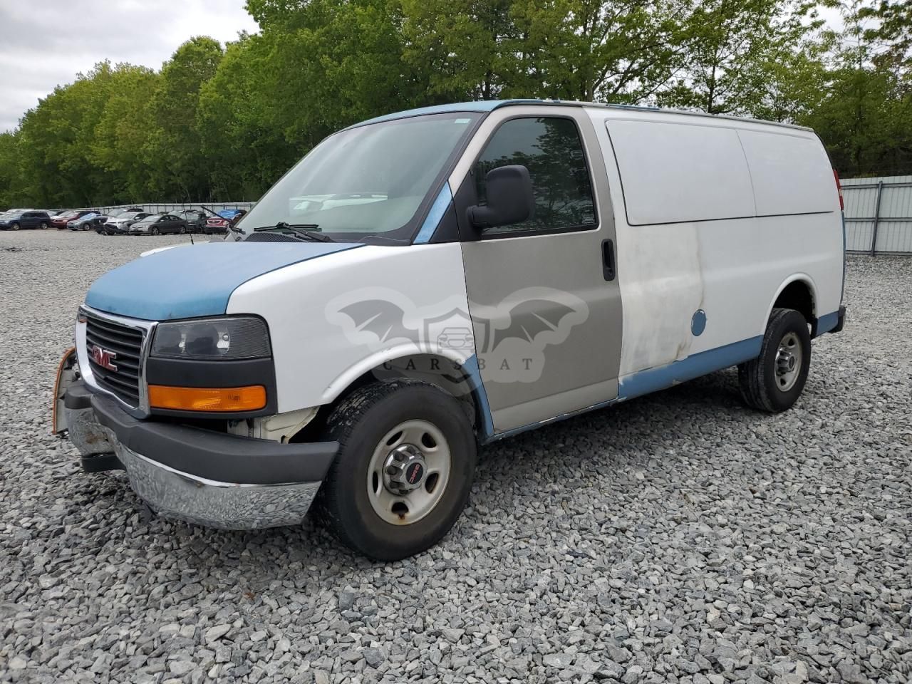 GMC Savana G3500 6.0L 8 2015