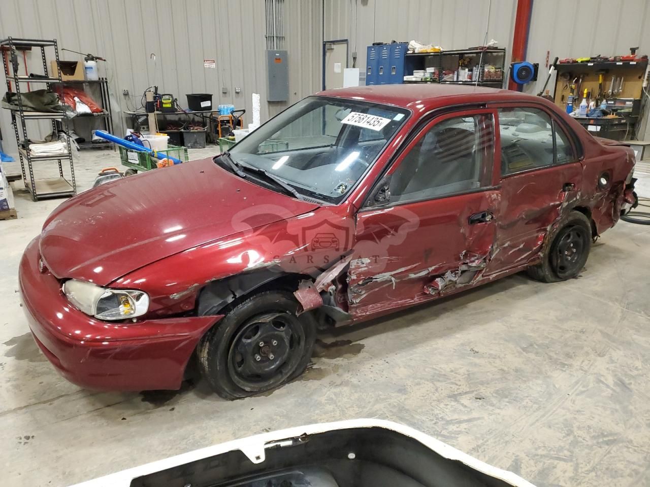 Chevrolet Prizm BASE 1.8L 4 2000