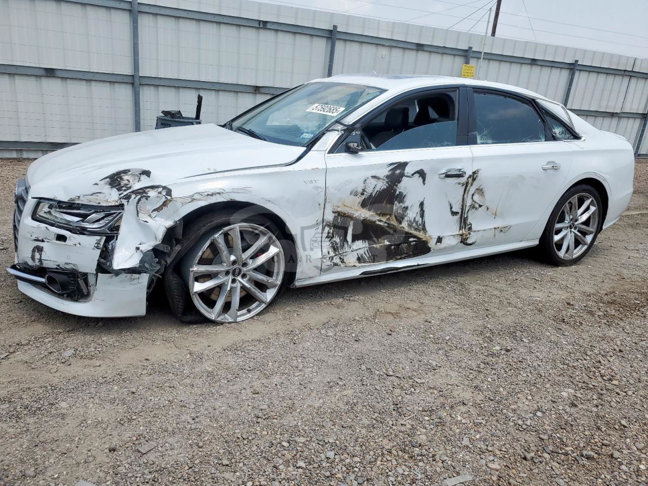 Audi S8 PLUS QUATTRO 4.0L  8 2017
