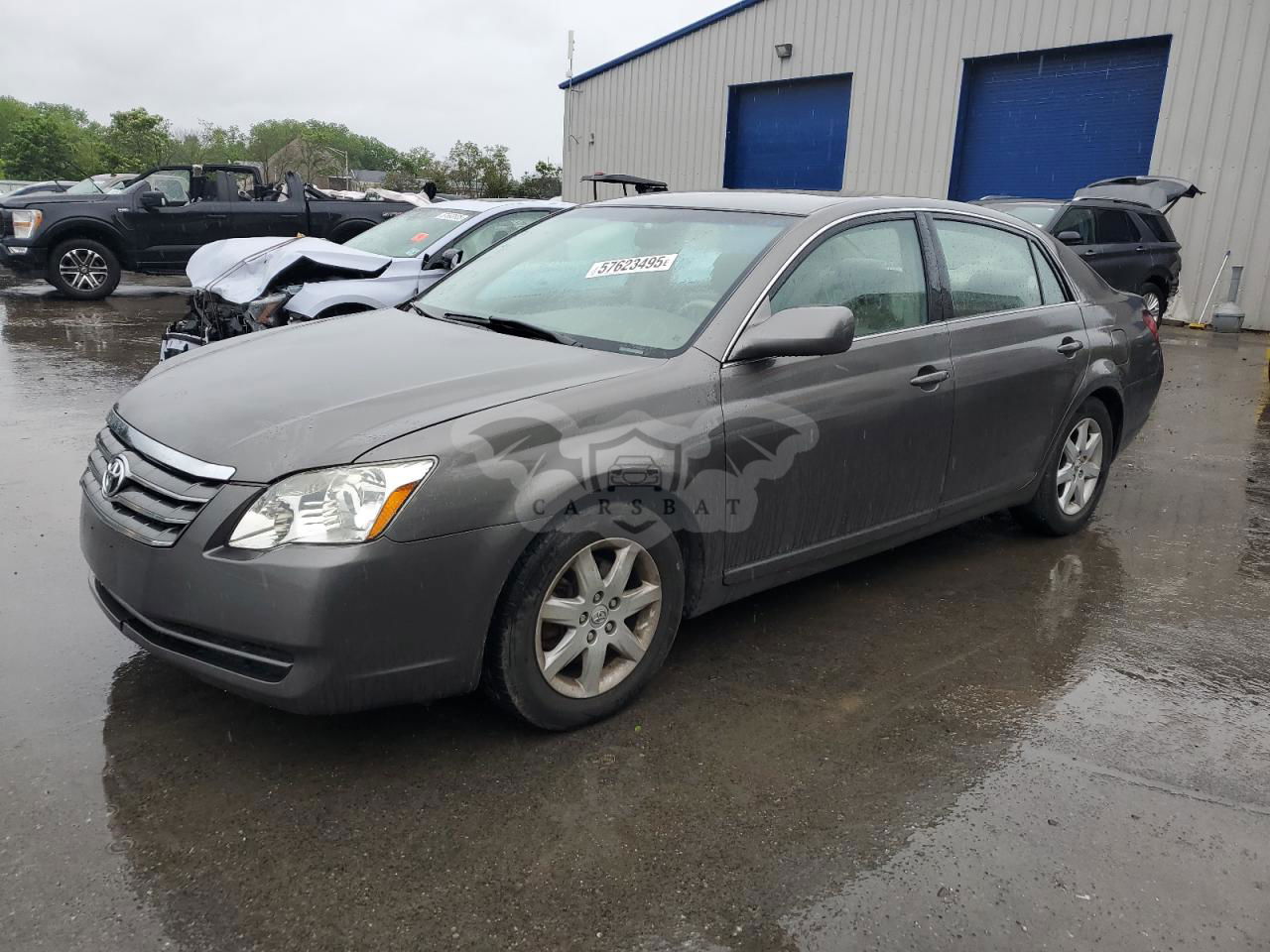 Toyota Avalon XL 3.5L  6 2005