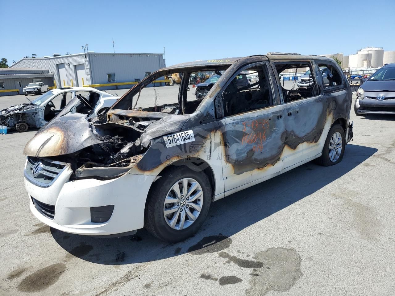 Volkswagen Routan SE 3.6L 6 2012