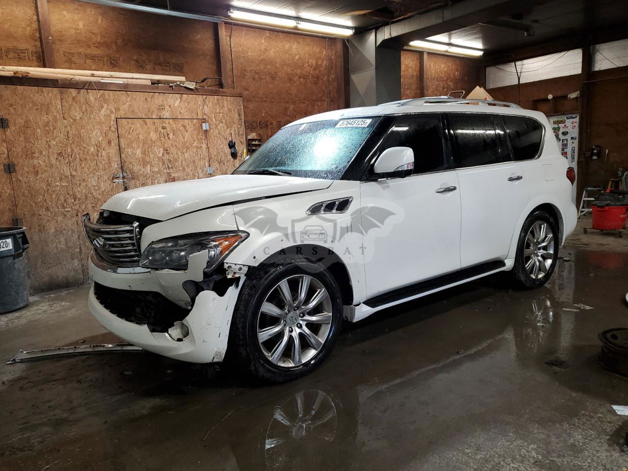 Infiniti QX80 5.6L  8 2014