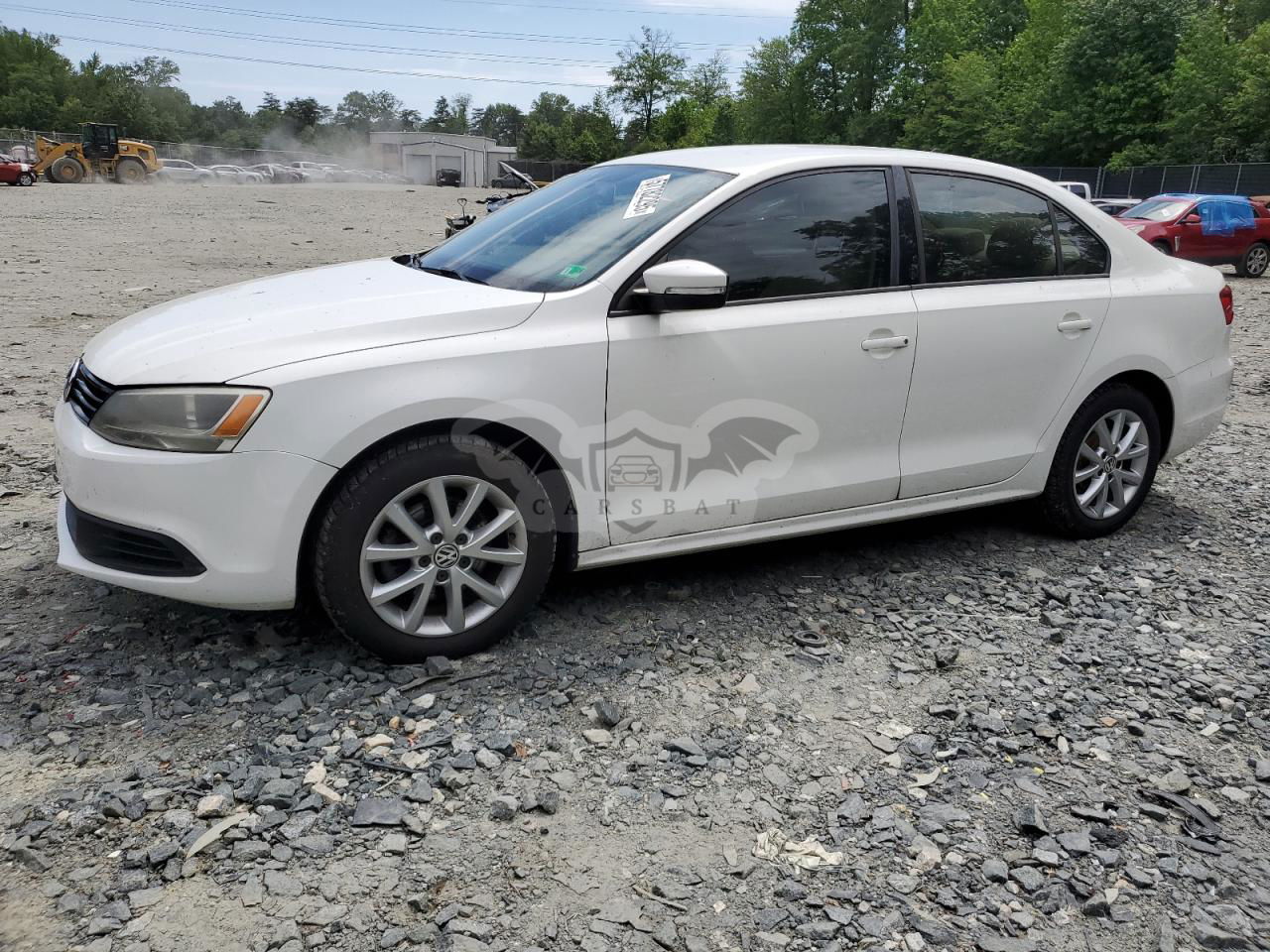 Volkswagen Jetta SE 2.5L  5 2012
