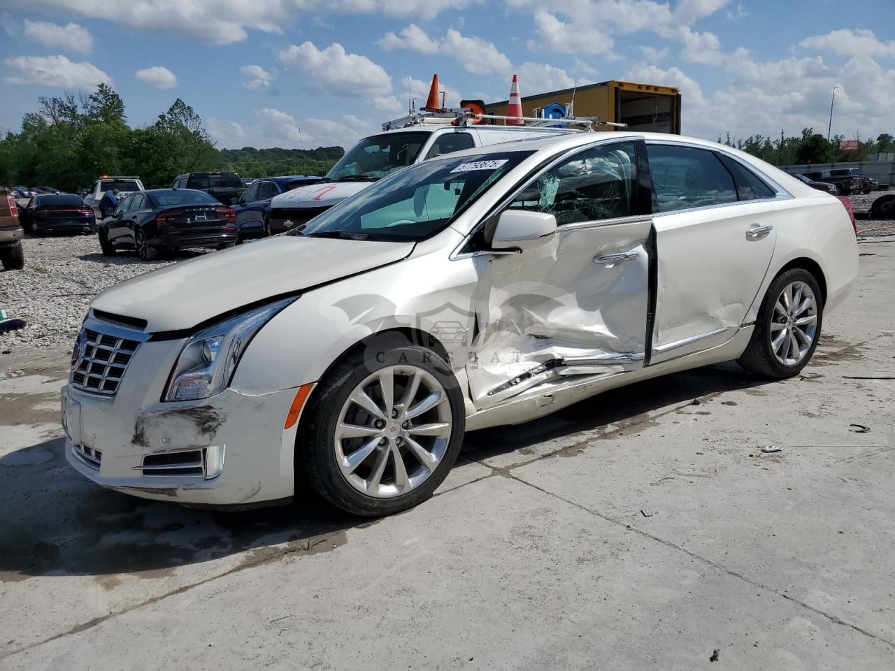 Cadillac XTS LUXURY COLLECTION 3.6L 6 2013
