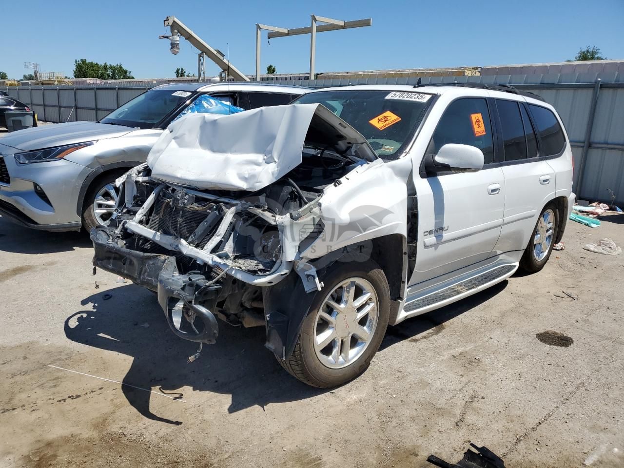 GMC Envoy DENALI 5.3L 8 2007