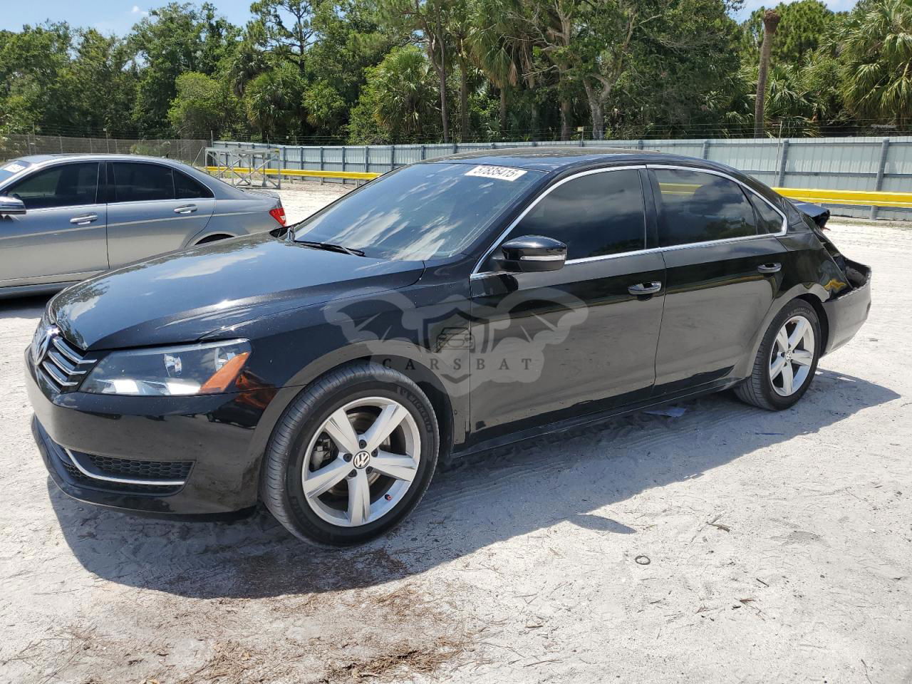 Volkswagen Passat SE 1.8L  4 2014