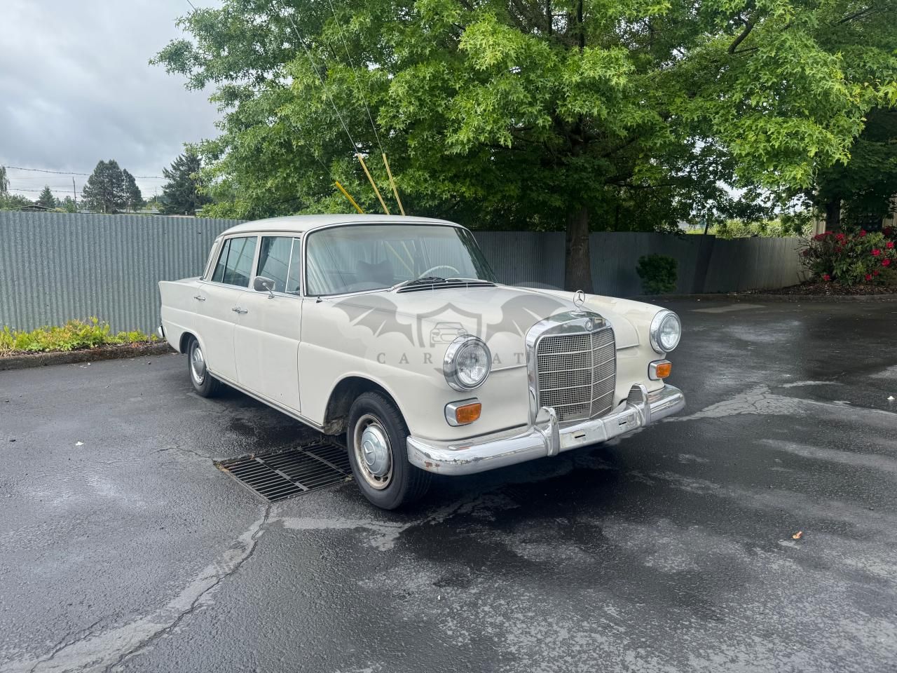 Mercedes-Benz 200 1966