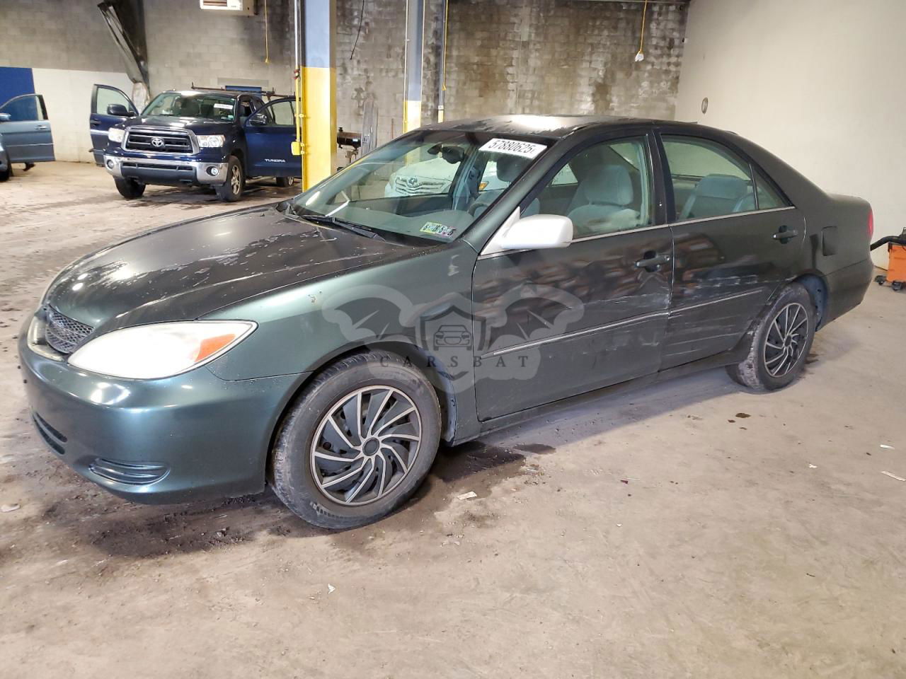 Toyota Camry LE 2.4L  4 2002
