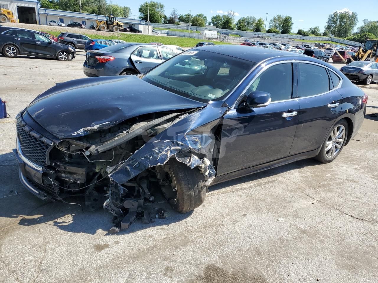 Infiniti Q70 3.7 3.7L 6 2015