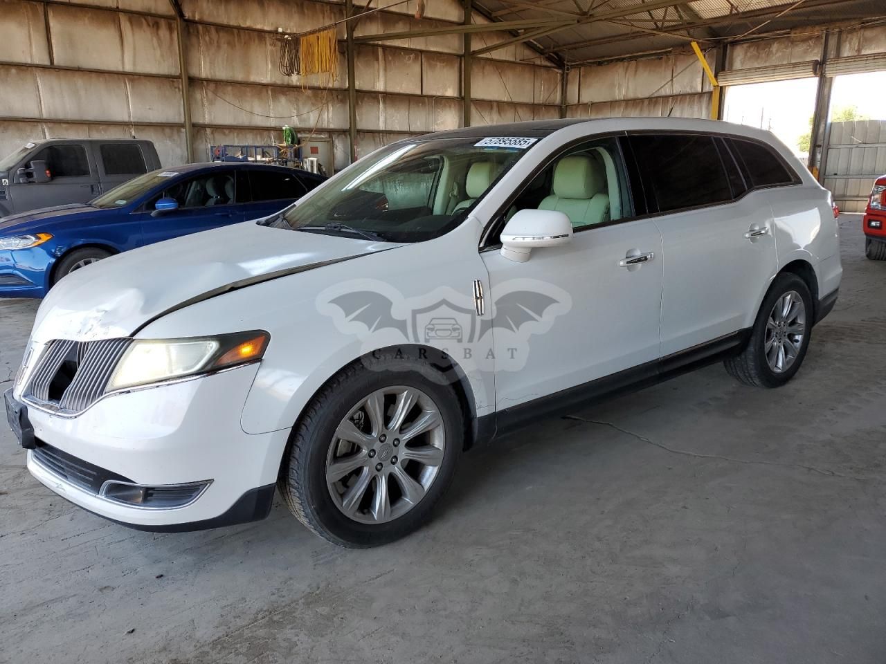 Lincoln MKT 3.5L 6 2013