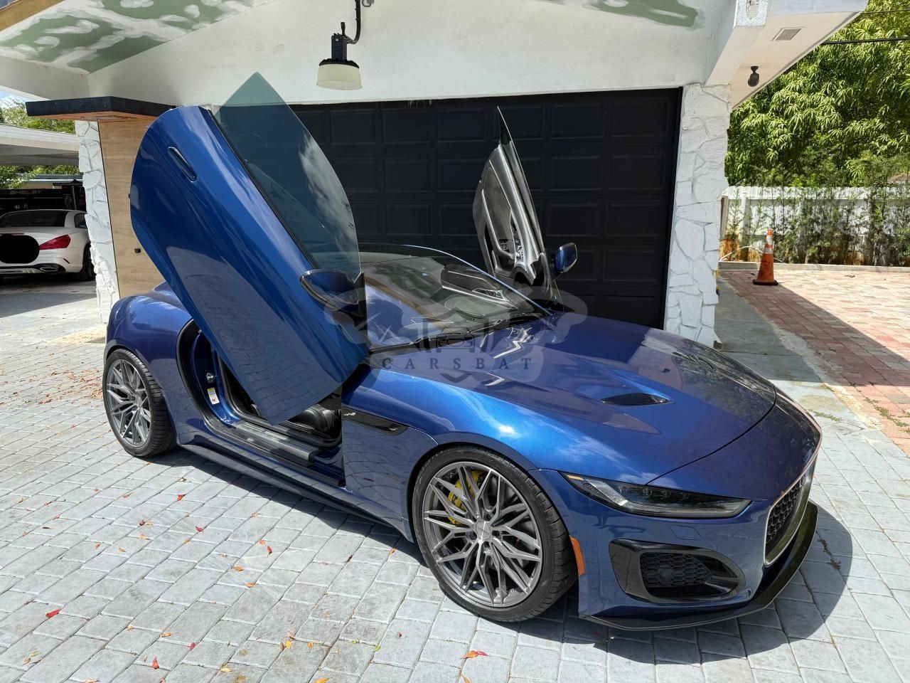 Jaguar F-Type R 5.0L 8 2021