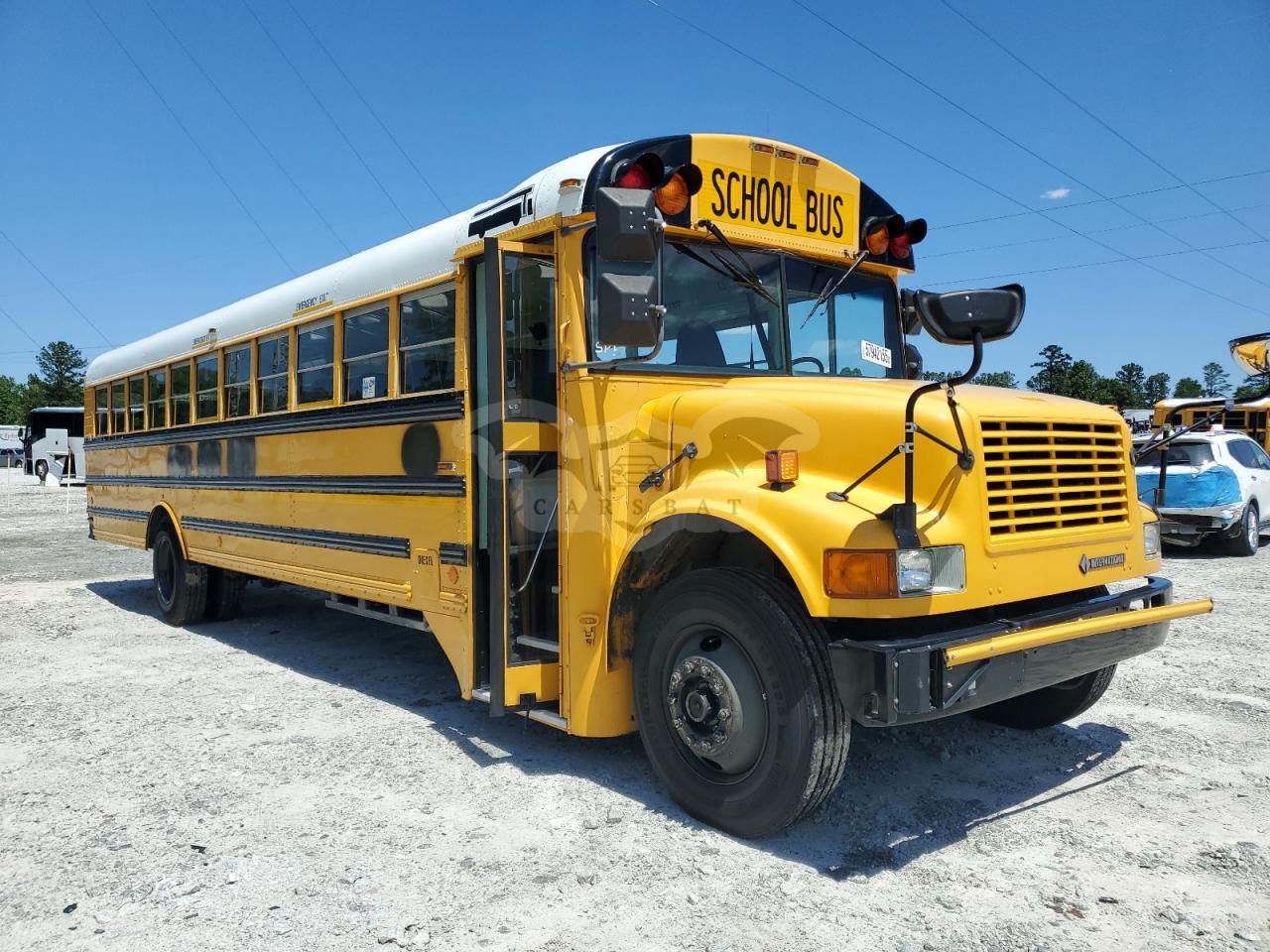 International 3000 3800 8 1995