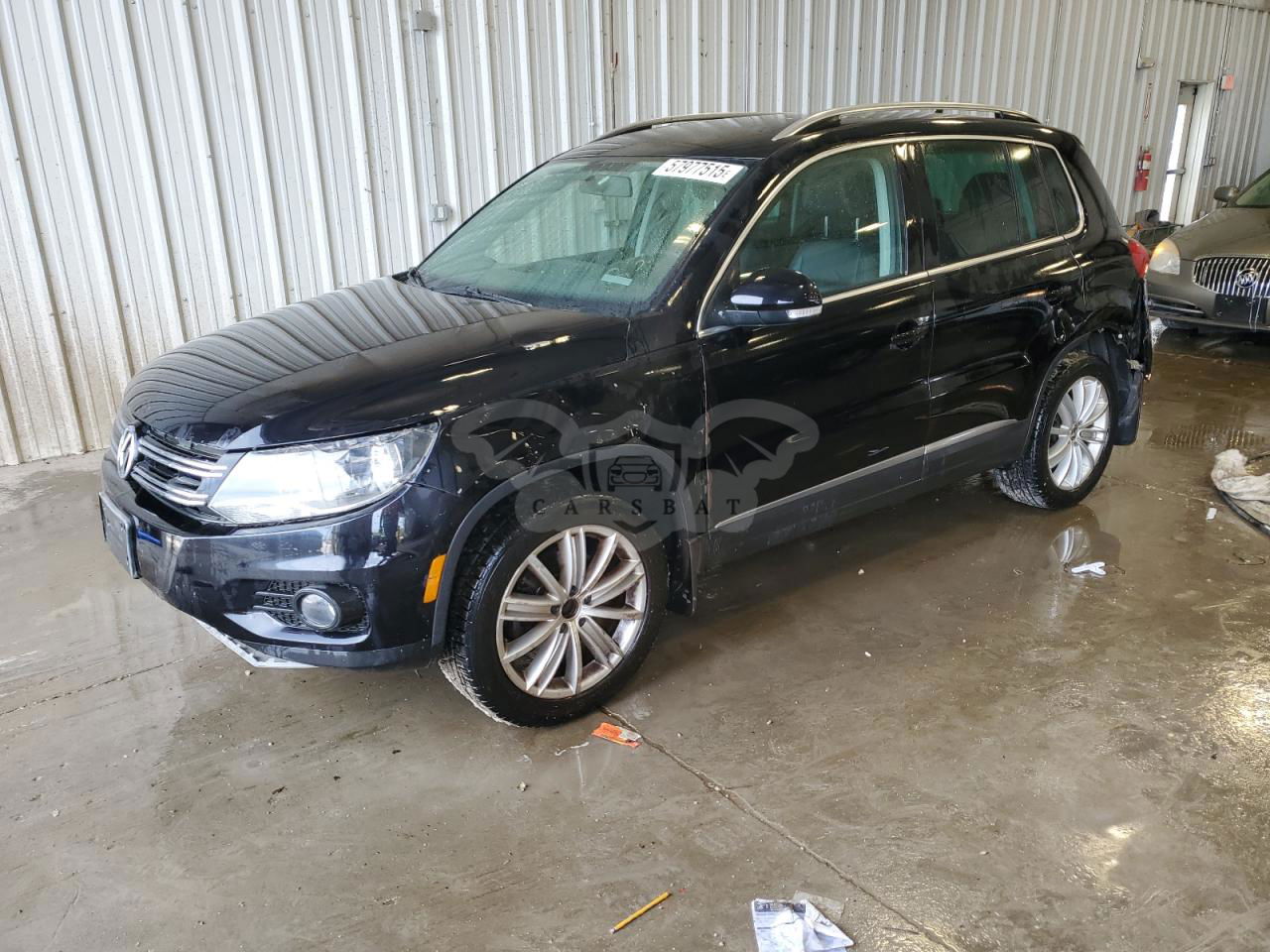 Volkswagen Tiguan S 2.0L  4 2013