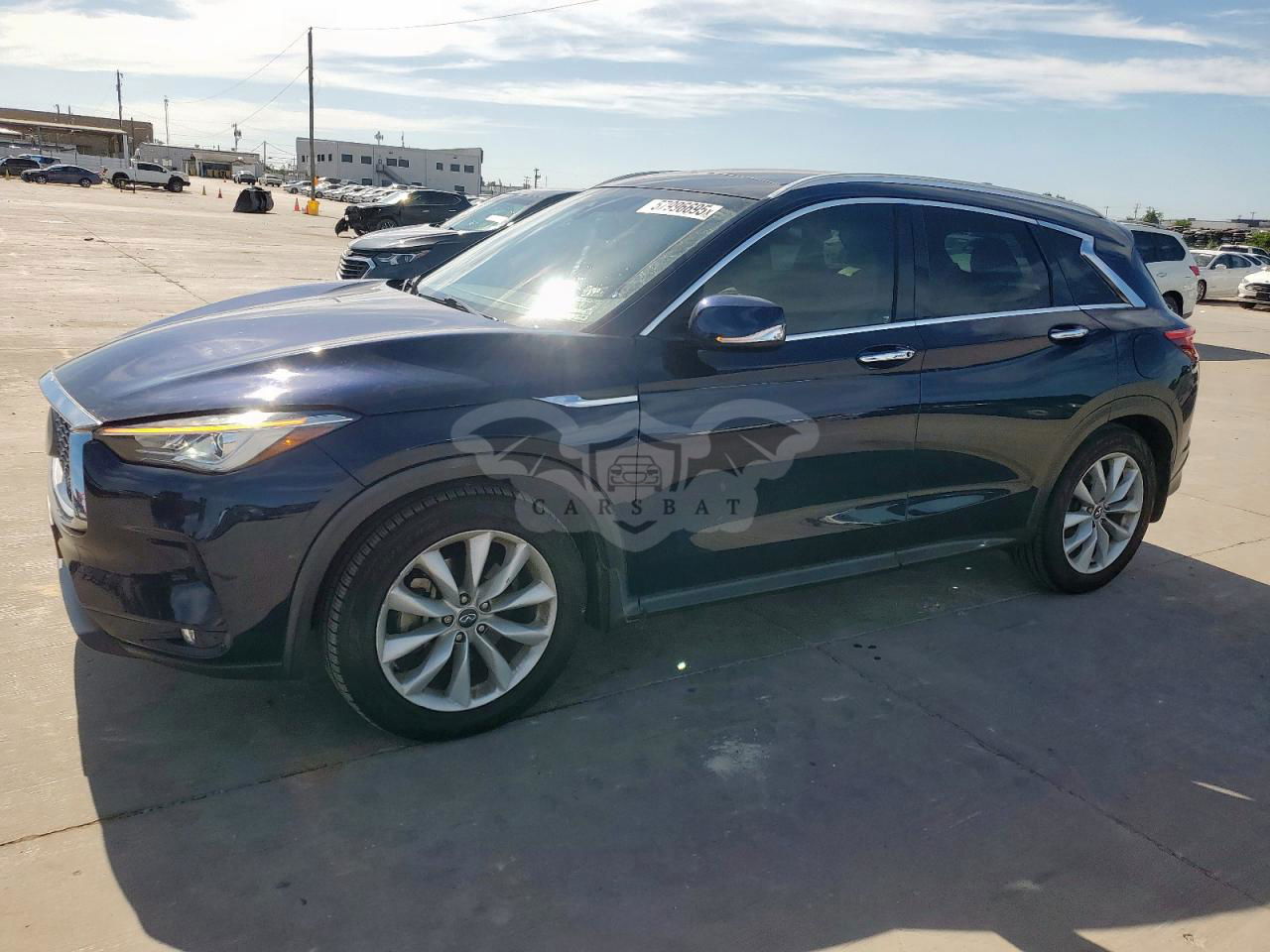Infiniti QX50 ESSENTIAL 2.0L  4 2019