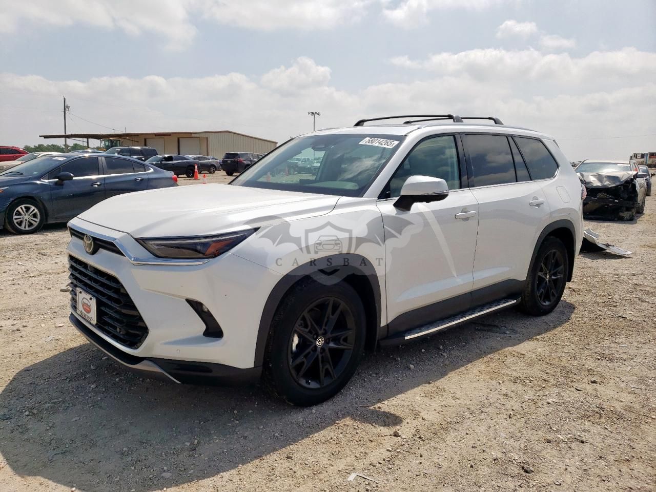 Toyota Grand Highlander LE 2.5L 4 2025