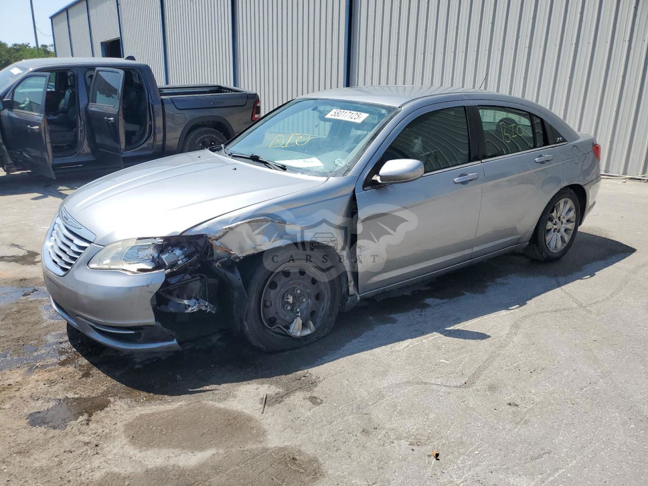 Chrysler 200 LX 2.4L  4 2013