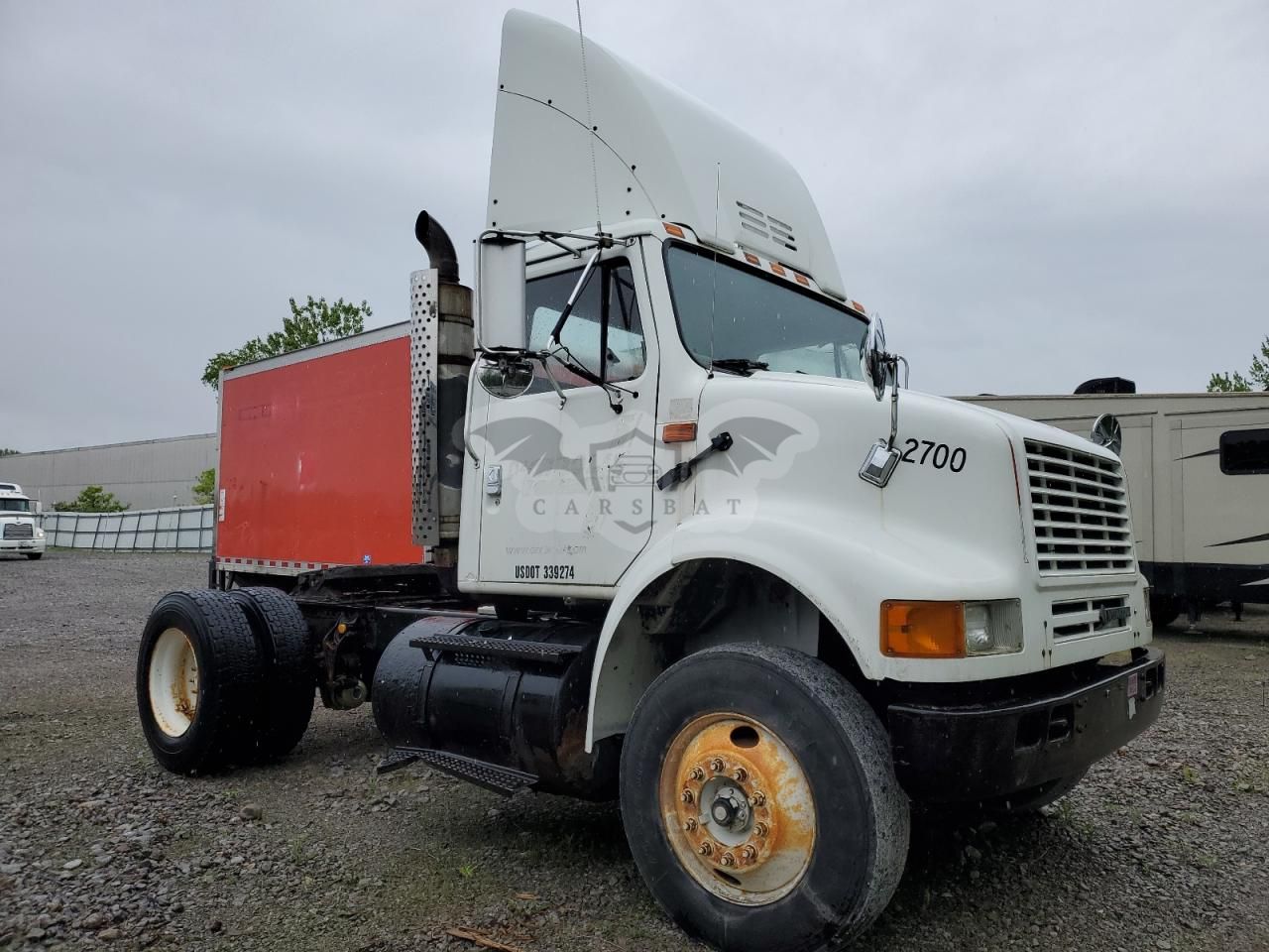 International TranStar / 8000 Series 8100 10.8L 6 2000