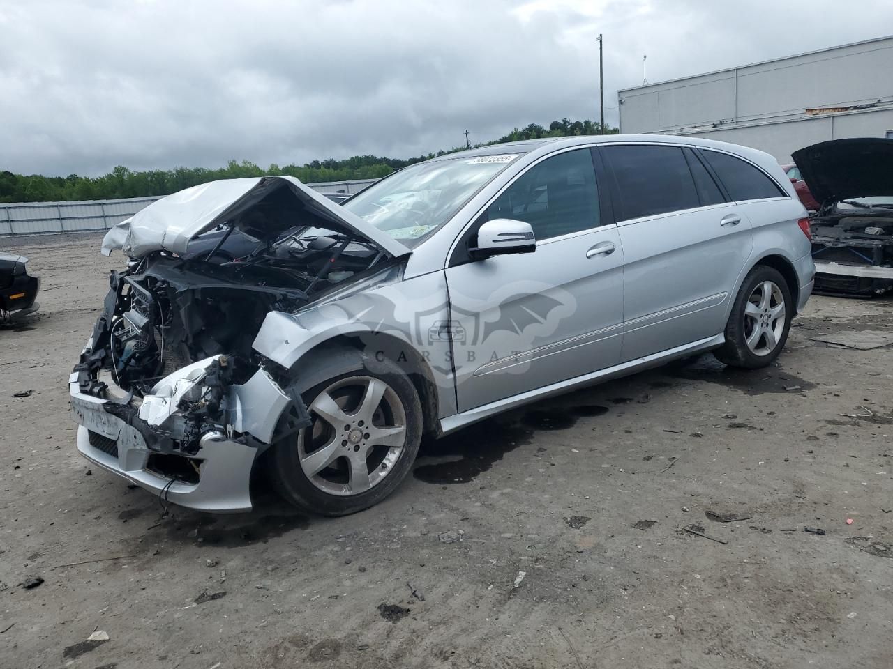 Mercedes-Benz R 350 4MATIC 3.5L 6 2011