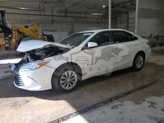 Toyota Camry LE 2.5L  4 2017