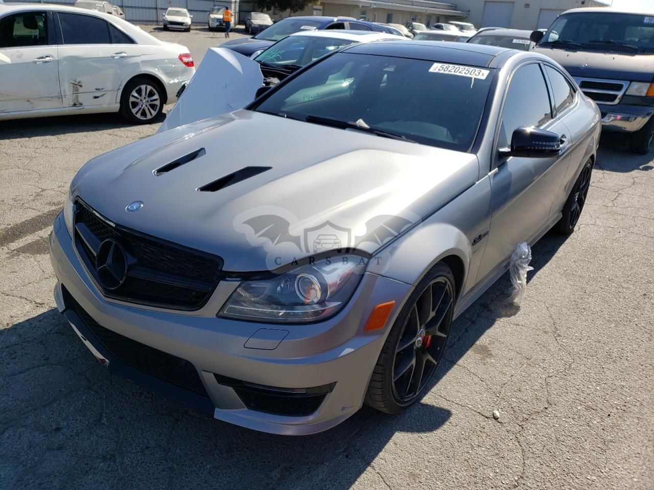 Mercedes-Benz C 63 AMG 6.2L 8 2014