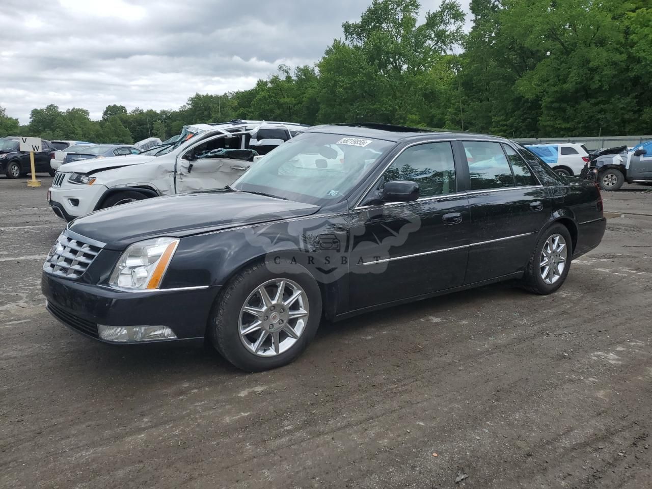 Cadillac DTS LUXURY COLLECTION 4.6L 8 2011