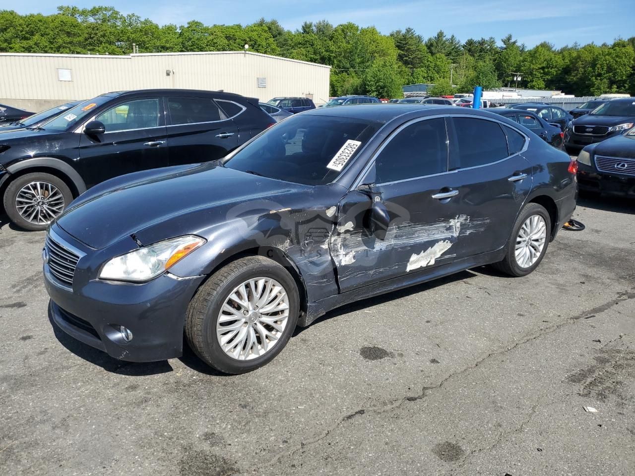 Infiniti M37 X 3.7L 6 2011
